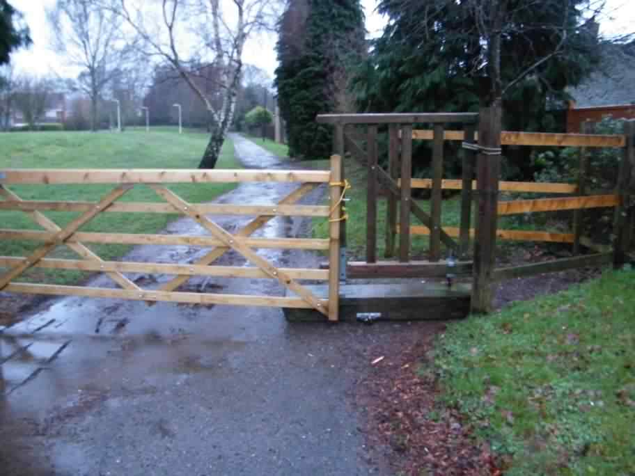 Vandalised main gate, click for a larger image